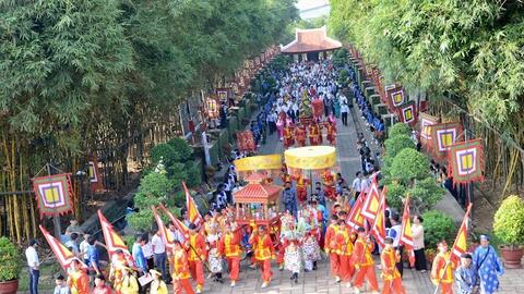 Sôi động các hoạt động kỷ niệm ngày lễ lớn tại TP HCM