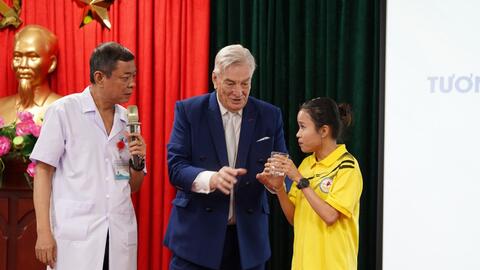 Bệnh viện 199 tiên phong trong ứng dụng xét nghiệm mẫu tóc