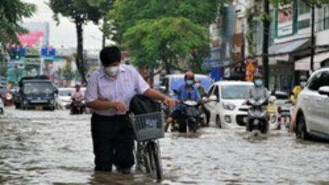 NÓNG: Học sinh Hà Nội được nghỉ học, kể cả học thêm vào ngày mai để tránh siêu bão Yagi