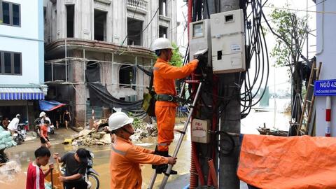 EVN khôi phục cung cấp điện cho hơn 5,98 triệu khách hàng