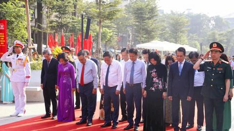 Tưởng nhớ các chiến sĩ hy sinh cho sự nghiệp giải phóng Thủ đô