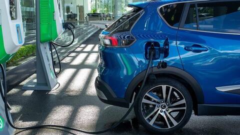 Thị trường 300.000 ô tô điện và 1 triệu xe máy điện của Việt Nam năm 2025: VinFast có một lợi thế áp đảo
