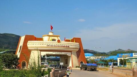 Quy định mới về mua bán hàng hóa qua cửa khẩu phụ, lối mở biên giới