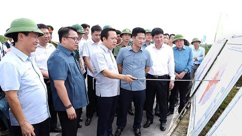 Ninh Bình: Phân công nhiệm vụ của Chủ tịch, Phó Chủ tịch UBND tỉnh