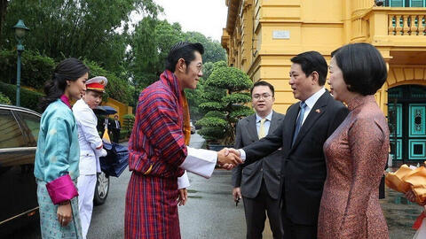 Chủ tịch nước chủ trì lễ đón Quốc vương Bhutan thăm Việt Nam