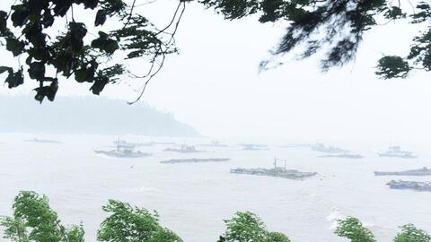 Bão số 5 sắp đổ bộ, Thanh Hóa có mưa to, gió lớn