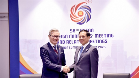 Thương mại Việt – Lào tăng 100,4% trong 5 tháng đầu năm