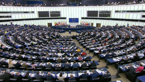 EU nới lỏng các quy định phát triển bền vững