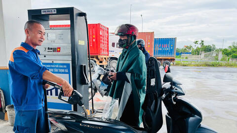 Giá xăng dầu hôm nay 25/10/2025: Tiếp đà tăng nhẹ