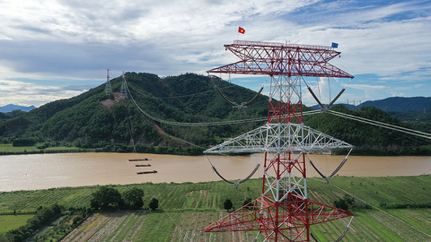 Lũy kế 10 tháng năm 2025, sản lượng điện toàn hệ thống đạt 268,82 tỷ kWh