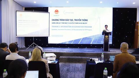 Đào tạo, truyền thông hướng dẫn quy trình đầu tư và hồ sơ tham gia dự án JETP