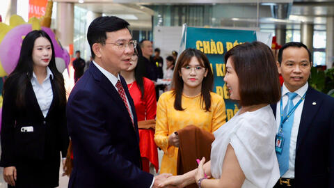 Lâm Đồng tặng quà du khách ngày đầu năm 2026