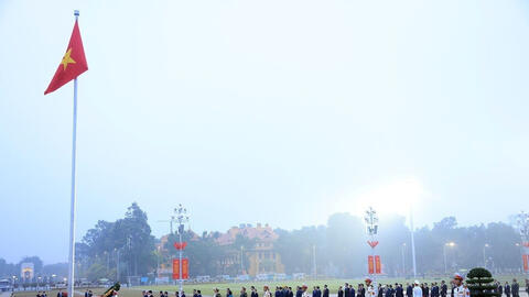 Các đại biểu dự Đại hội XIV của Đảng viếng Chủ tịch Hồ Chí Minh