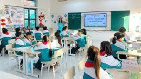 Đặt giáo dục và đào tạo vào vị trí trung tâm