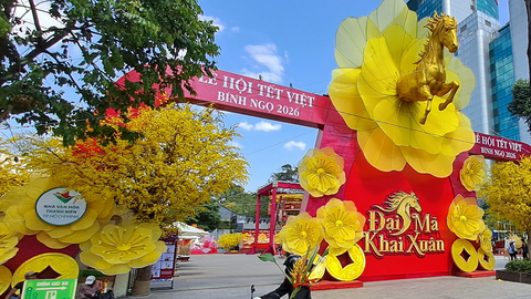 Chính phủ yêu cầu chuẩn bị chu đáo cho nhân dân đón Tết Nguyên đán Bính Ngọ 2026