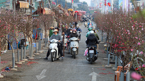 Bắc Bộ có mưa phùn, Trung Bộ và Nam Bộ ngày nắng