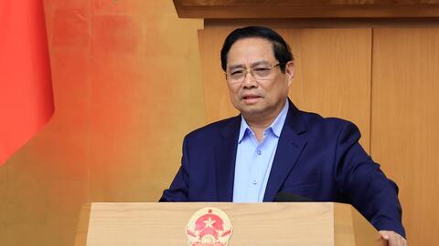 Thủ tướng lưu ý sức ép lạm phát và giá vàng, bạc biến động mạnh