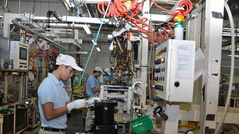 Sản xuất công nghiệp tăng 10,4% trong 2 tháng đầu năm 2026