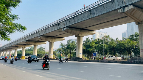 Bắc Bộ trưa chiều giảm mây hửng nắng, Trung Bộ và Nam Bộ có mưa dông vào chiều tối