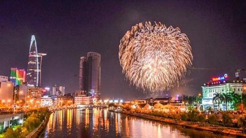 TPHCM bắn pháo hoa 8 điểm dịp 30/4, kết hợp nhiều hoạt động văn hóa lớn