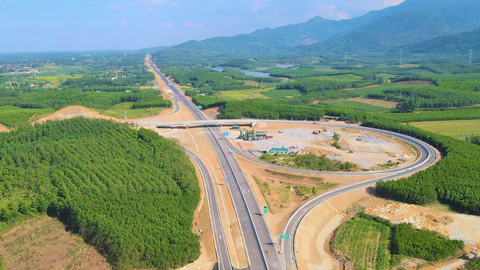 Đến hết tháng 4/2026, cả nước đã giải ngân hơn 144.000 tỷ đồng vốn đầu tư công