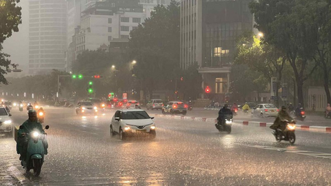 Thời tiết ngày 5/5: Mưa dông xuất hiện ở nhiều nơi, đề phòng thời tiết cực đoan