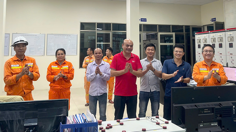 Hoàn thành lắp đặt tụ bù ngang của 4 trạm biến áp nhằm đảm bảo điện cho khu vực miền Bắc