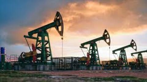 Bloomberg: Mỹ cân nhắc khoan dầu dưới các căn cứ quân sự