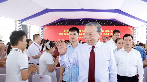 Tổng Bí thư, Chủ tịch nước động viên công nhân, người lao động ở TPHCM
