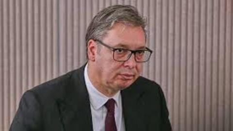 Tổng thống Serbia Vucic hé lộ khả năng từ chức