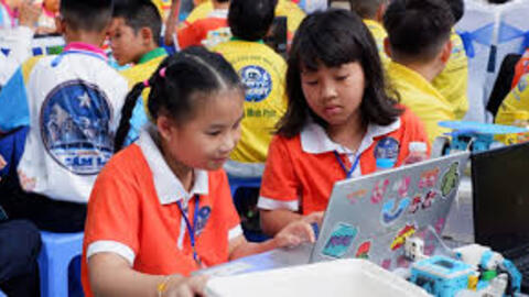 Sân chơi công nghệ bùng nổ của hàng trăm học sinh Đà Nẵng