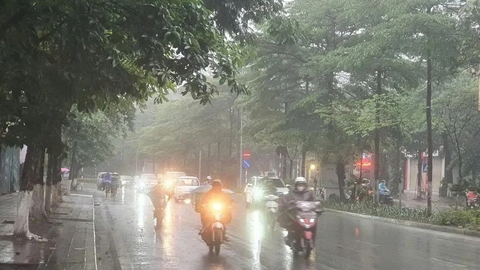 Thời tiết ngày 10/6: Nhiều khu vực có mưa dông, đề phòng lốc sét