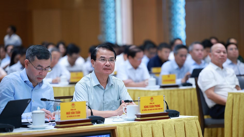 Thủ tướng: Tập trung nguồn lực cho sản phẩm chiến lược có khả năng dẫn dắt