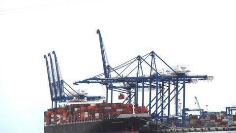 Thương mại Việt Nam - Singapore tăng trưởng mạnh nửa đầu năm 2026
