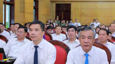 Thiếu tướng Tô Anh Dũng giữ chức Phó Bí thư Tỉnh ủy Thanh Hóa, giới thiệu bầu Chủ tịch UBND tỉnh