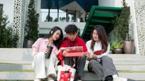 Ứng dụng công nghệ trong giáo dục: Các trường đại học cần quản trị AI như thế nào?