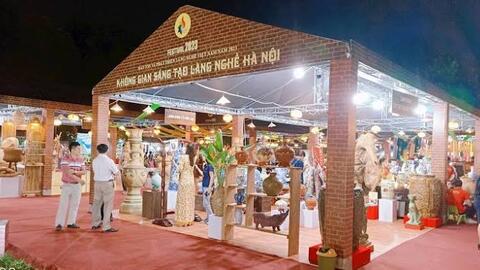Phát triển kinh tế tập thể gắn với bảo tồn và phát huy giá trị làng nghề