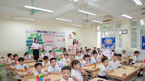 Tiếng Anh sẽ là môn học bắt buộc từ lớp 1