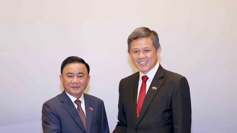 Lễ đón Thường trực Ban Bí thư Trần Cẩm Tú thăm chính thức Singapore