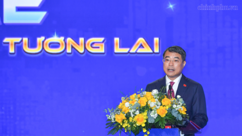 Thủ tướng: Chính sách phải ổn định, dễ hiểu, dễ thực hiện, giảm thực chất chi phí, thời gian tuân thủ của doanh nghiệp*