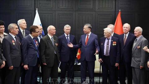 Tổng Bí thư, Chủ tịch nước Tô Lâm tiếp đại biểu Hội Cựu chiến binh Nga và Hội Hữu nghị Nga-Việt