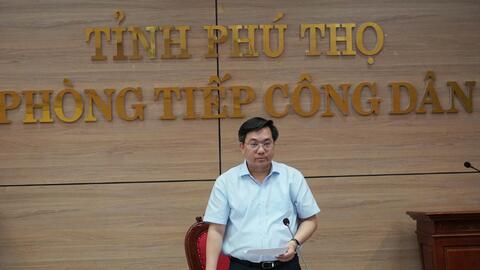 Chủ tịch UBND tỉnh Phú Thọ tiếp công dân, chỉ đạo giải quyết chế độ giáo viên