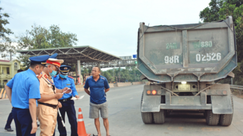 Lạng Sơn: Xử phạt 137 trường hợp xe vi phạm quá tải trọng