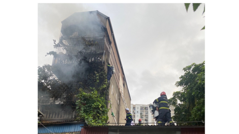 Kịp thời chữa cháy, 9 người được cứu ở Hà Đông, Hà Nội