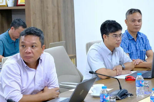<a href="/nang-luong-xanh" title="Năng lượng xanh" rel="dofollow">Năng lượng xanh</a>