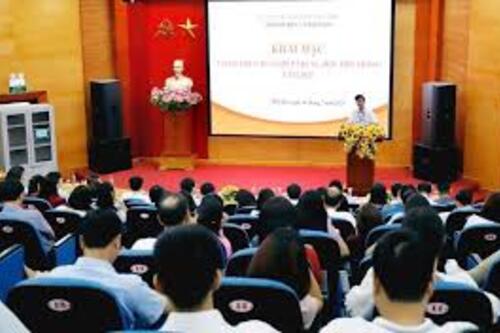 Hơn 250 cán bộ, giáo viên tham gia chấm thi tốt nghiệp THPT năm 2025 ở Phú Thọ