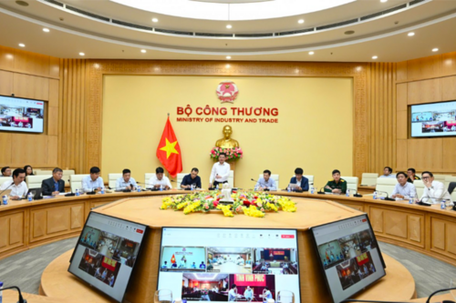 <a href="/nang-luong-xanh" title="Năng lượng xanh" rel="dofollow">Năng lượng xanh</a>