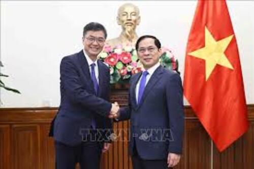 Tăng cường hợp tác, giao lưu hữu nghị Việt Nam - Trung Quốc trong bối cảnh mới