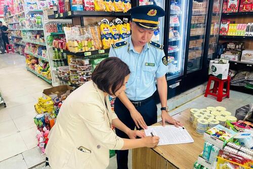 Lâm Đồng: Bổ nhiệm quyền Chi cục trưởng Chi cục Quản lý thị trường