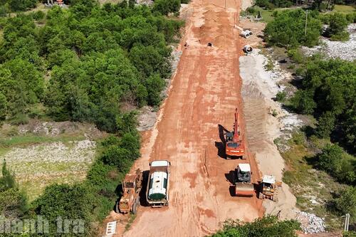 Quảng Trị: Tháo gỡ “nút thắt” để tuyến ven biển nối Hành lang kinh tế Đông – Tây về đích đúng hẹn